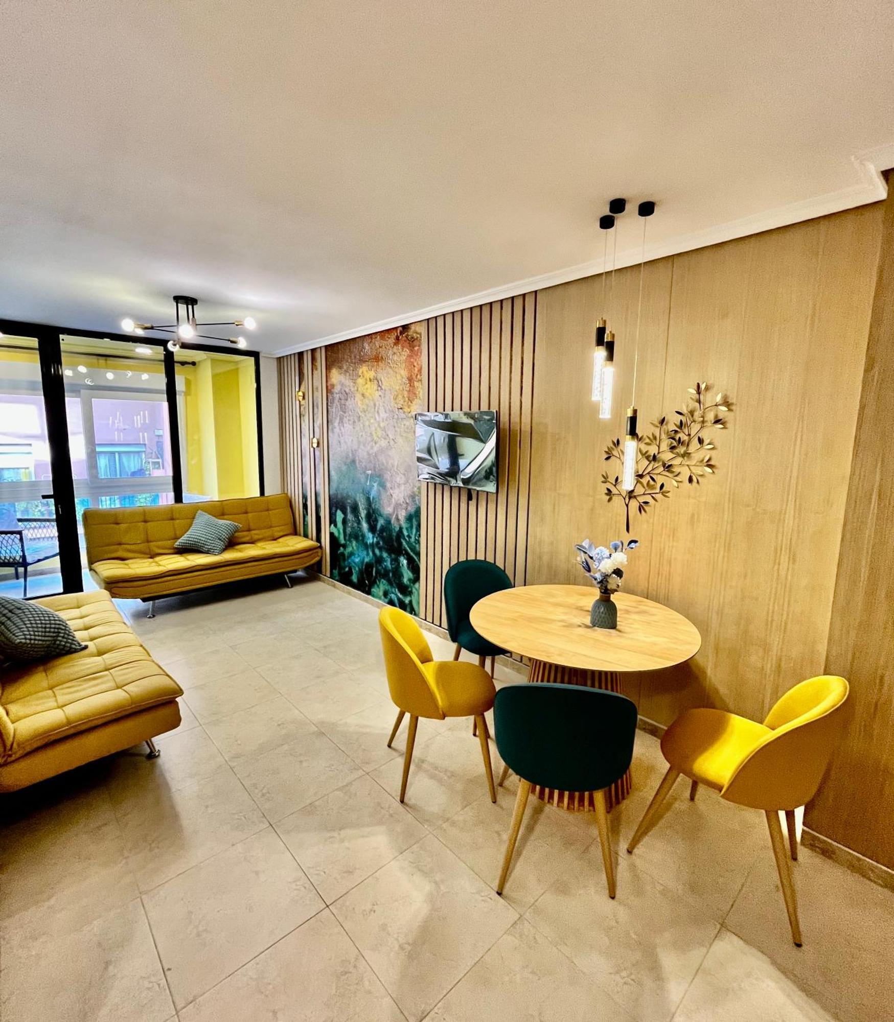 Elegante Apartamento Tres Colores Alicante Exterior photo