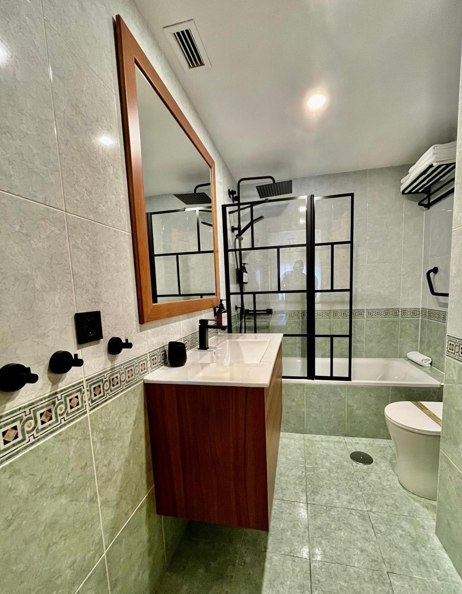 Elegante Apartamento Tres Colores Alicante Exterior photo