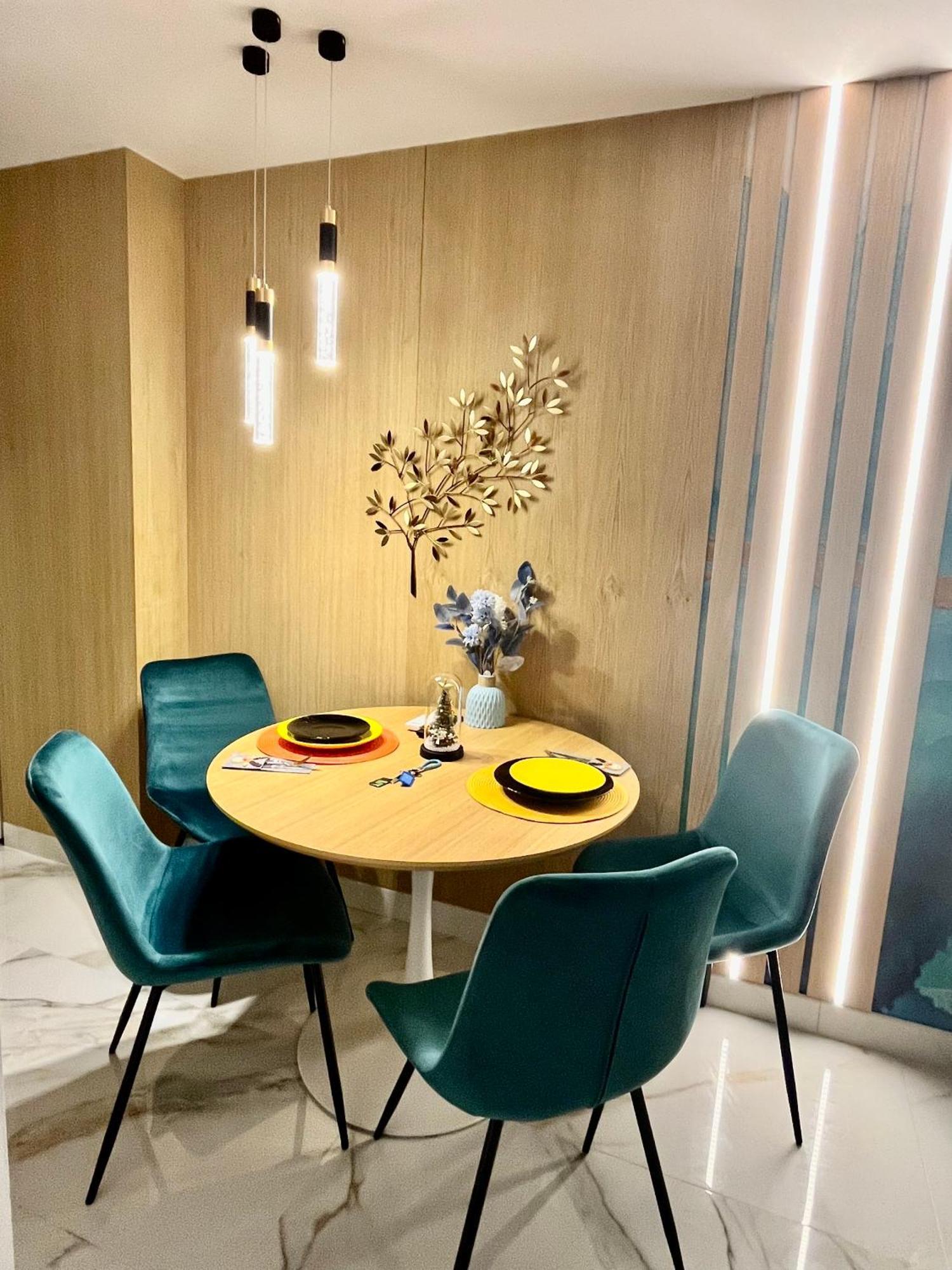 Elegante Apartamento Tres Colores Alicante Exterior photo