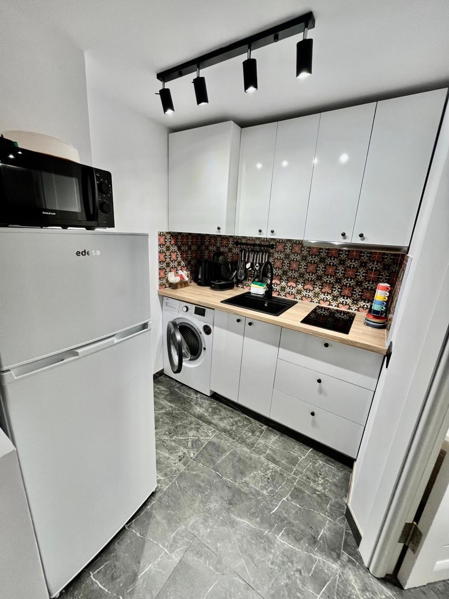 Elegante Apartamento Tres Colores Alicante Exterior photo