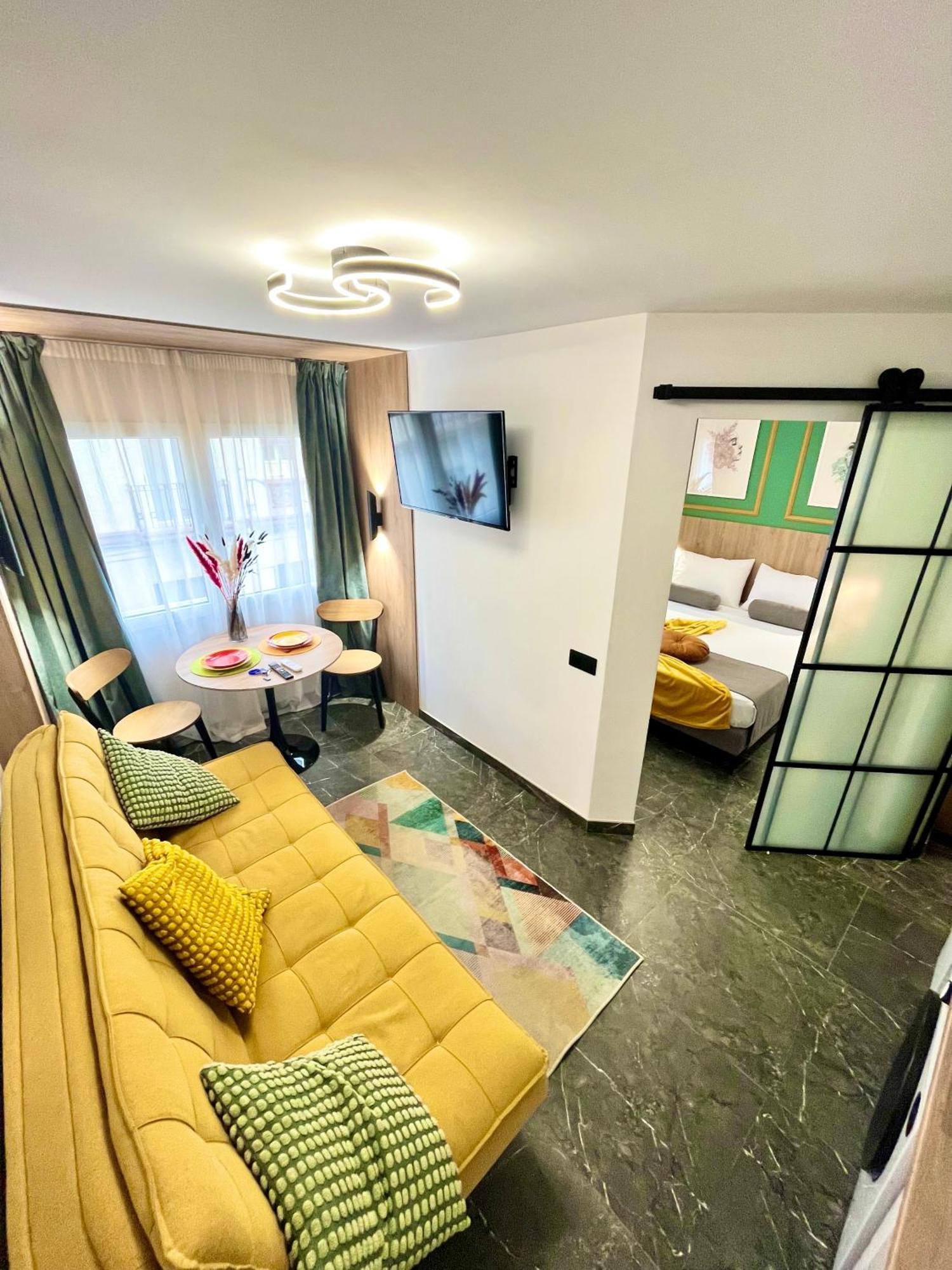 Elegante Apartamento Tres Colores Alicante Exterior photo